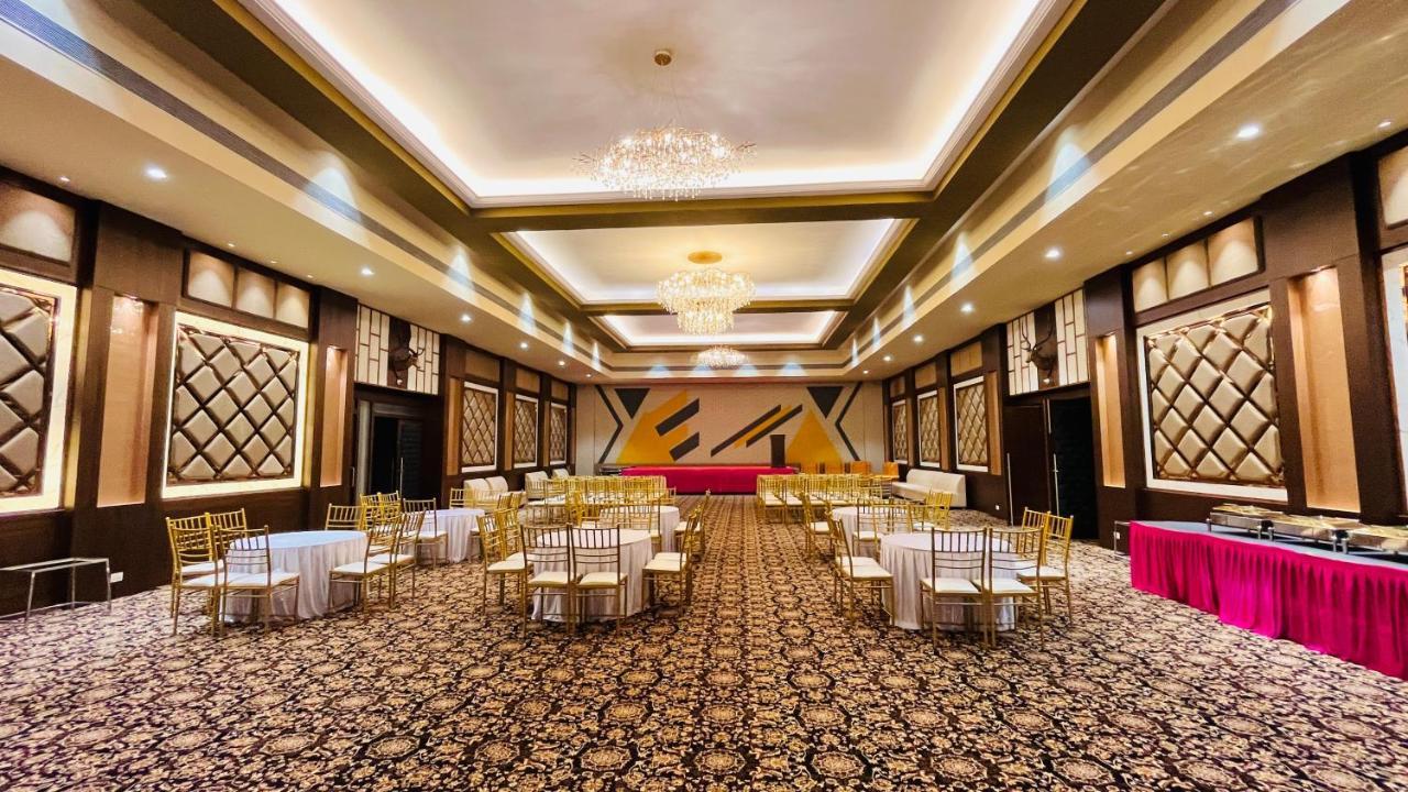Sargawa The Palace Resort Ambikapur Exterior photo